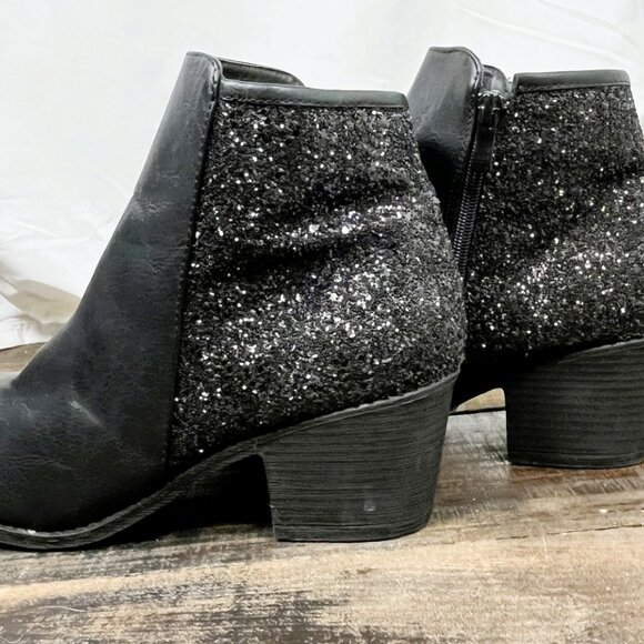JG Black Leather / Glitter Round Toe Side Zip Block Heel Ankle Boots Size 12 - Picture 2 of 8